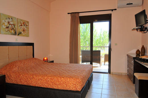 Golden Sunrise Apartments Chrysi Ammoudia Exterior foto